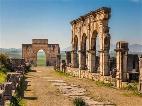 Pochórek w Aksum: Zbuntowany Rzym, Kwitnący Handel i Tajemnicze Obyczaje